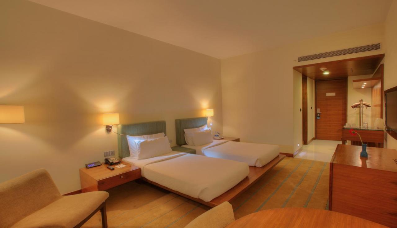 Hotel Parc Estique Пуне Екстер'єр фото
