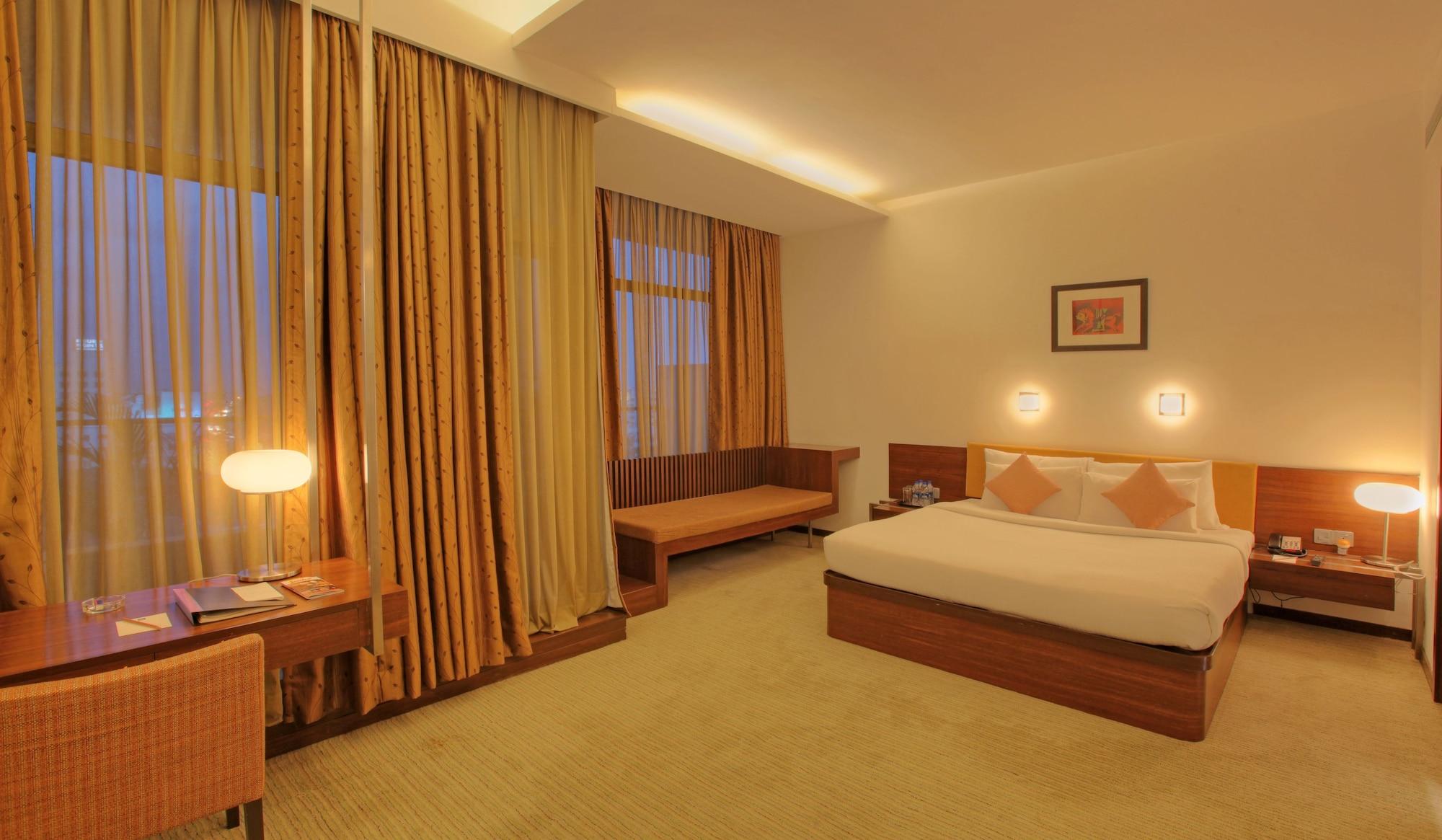 Hotel Parc Estique Пуне Екстер'єр фото