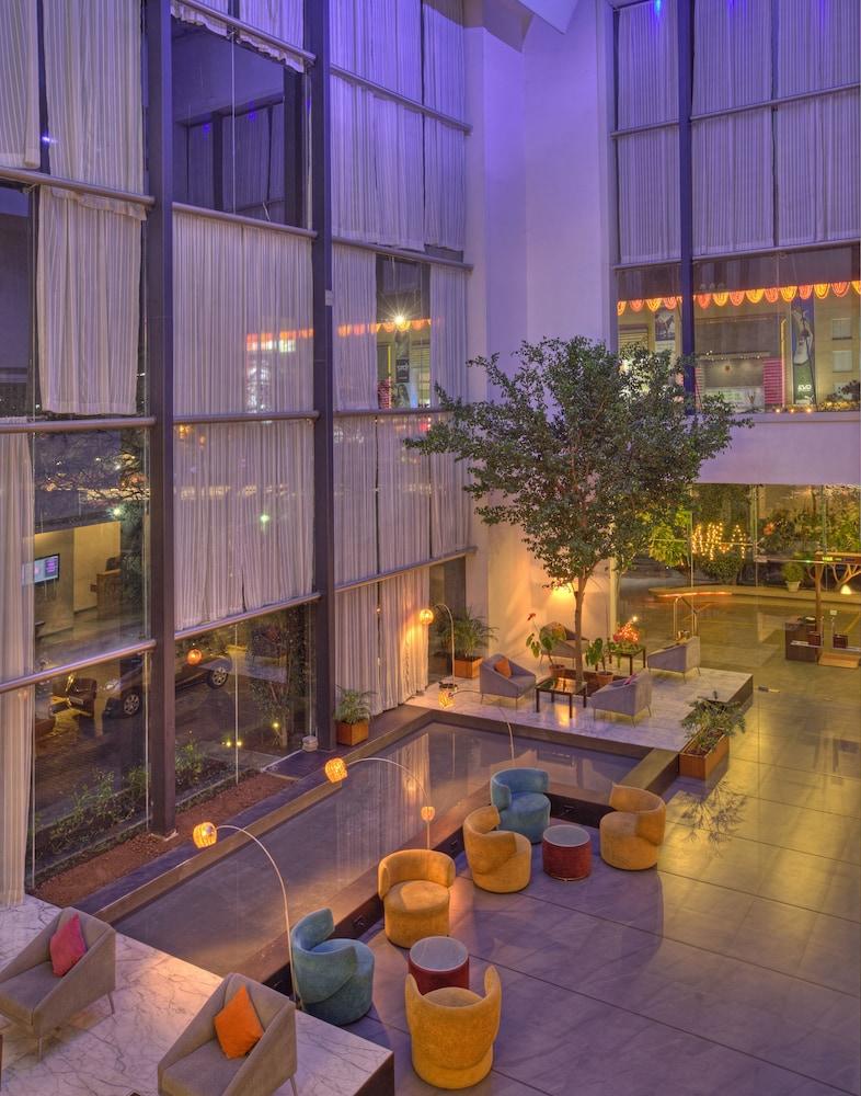 Hotel Parc Estique Пуне Екстер'єр фото