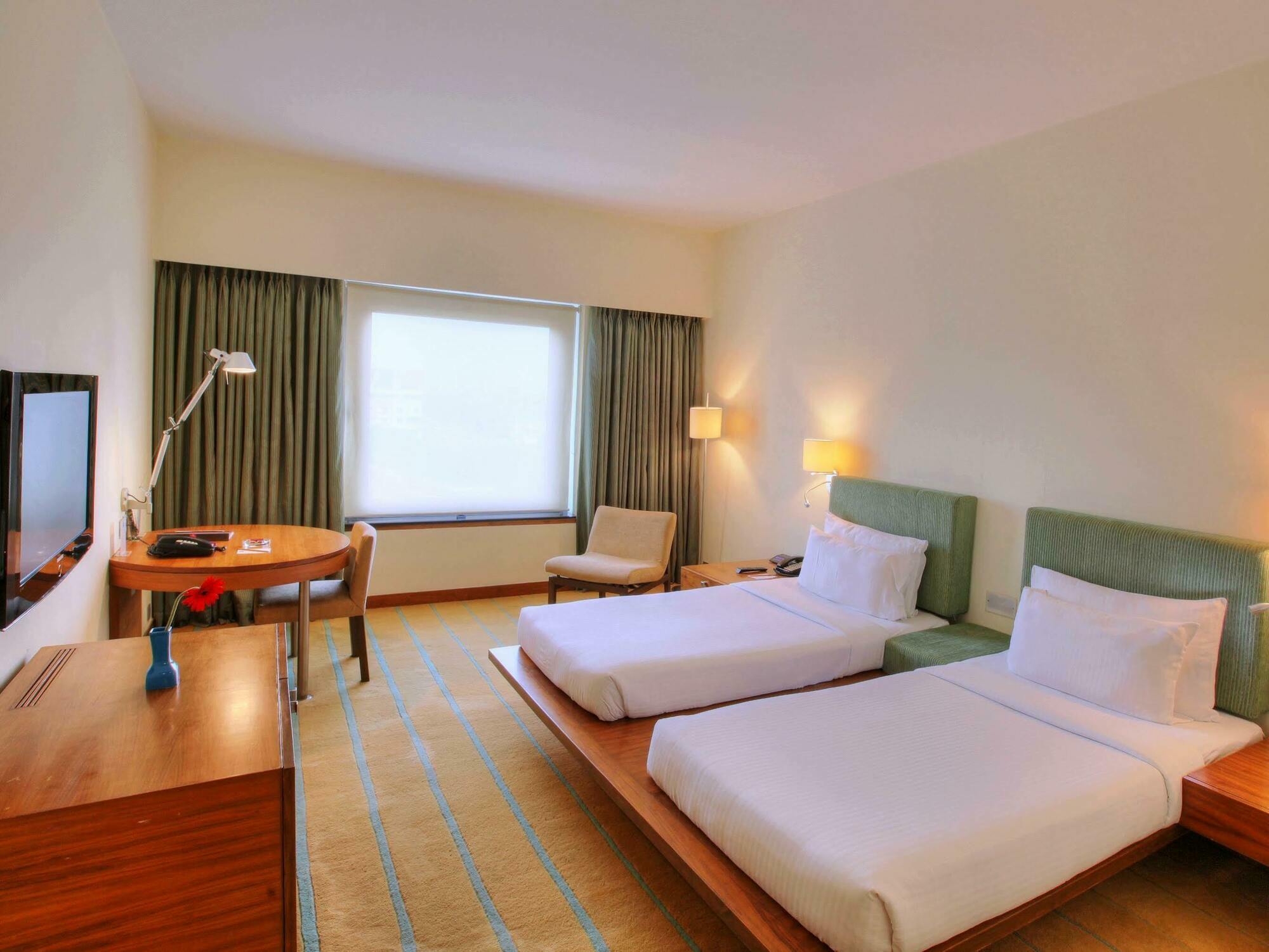 Hotel Parc Estique Пуне Екстер'єр фото